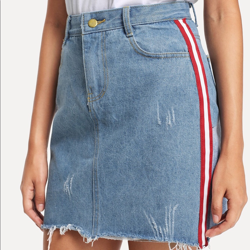 Raw Hem Striped Denim Skirt